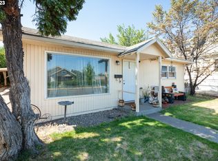 1502 E 12th St, The Dalles, OR 97058