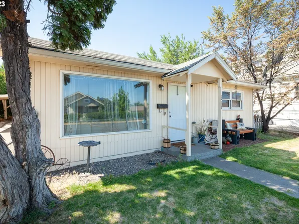 1502 E 12th St, The Dalles, OR 97058