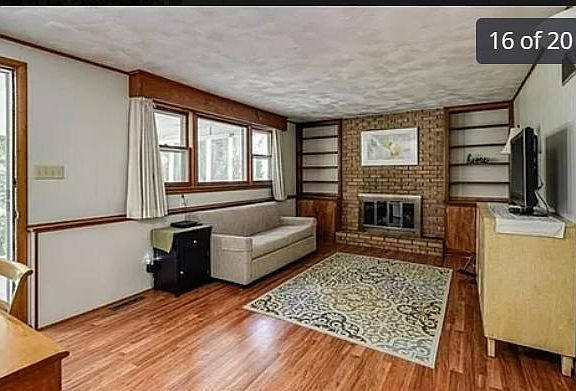 4th image of 8953 Conser St