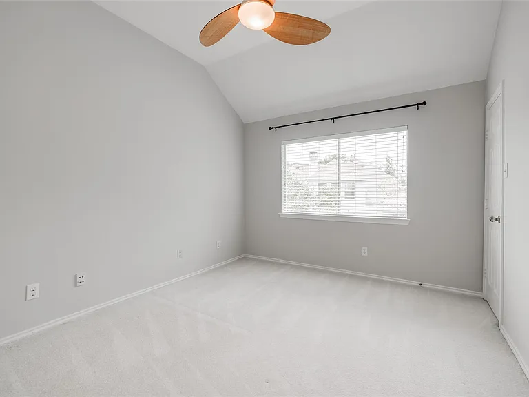 12414 N Shadow Cove Ln — Photo 33