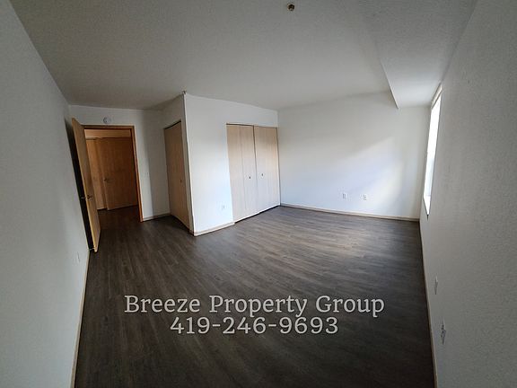 5th image of 6 Southard Ave #10-406
