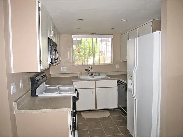 2338 W Lindner Ave #29 — Photo 4