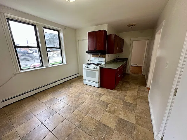 3 bed, $2,500 — Photo 4