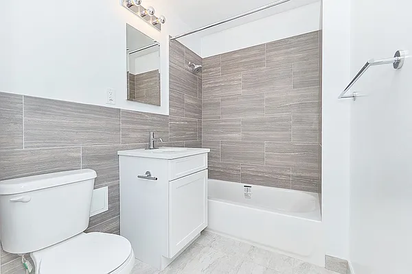 Rented by Keller Williams NYC | media 25