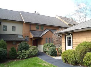 8 Biltmore Park #8, Bloomfield, CT 06002