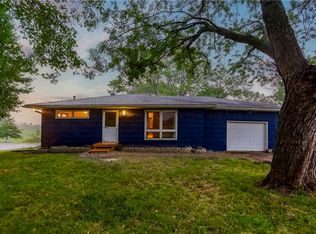 3033 N 154th St, Basehor, KS 66007