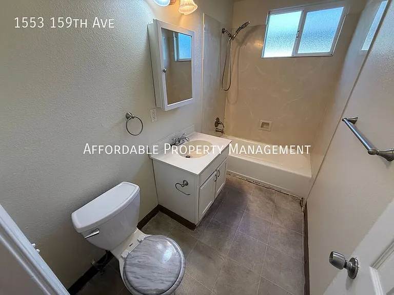 1553 159th Ave — Photo 13