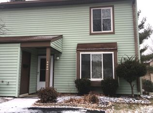 2620 Cranberry Cir, Harrisburg, PA 17110