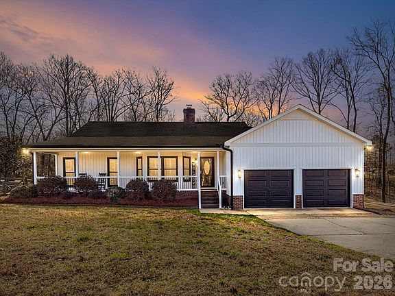 2nd image of 1923 McRorie Rd