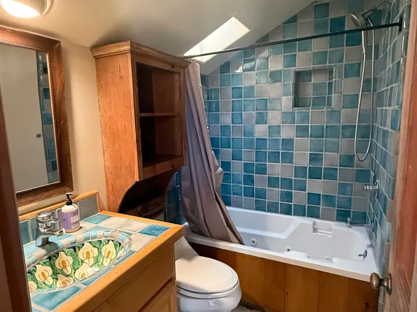 (undisclosed Address), Goleta, CA 93117