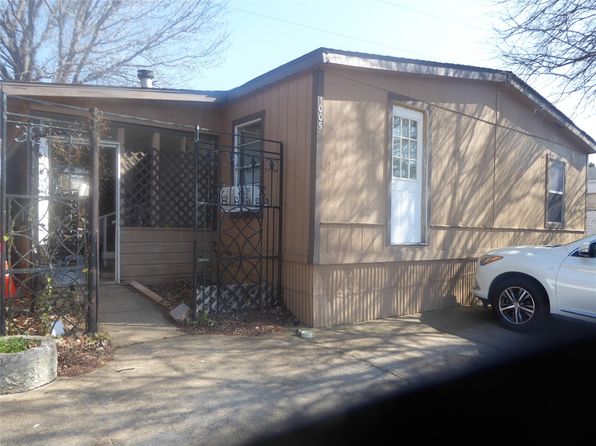 1005 Shana Ln, Irving, TX 75061