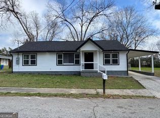 2602 Wiggins St, Lithonia, GA 30058