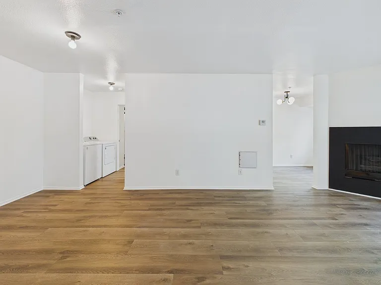 Alur Apartments — Photo 15