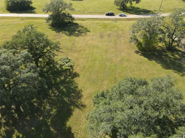 381 Pony Trl Lot 130, Angleton, TX 77515