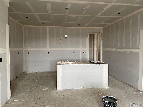 2nd image of 617 176th Ave