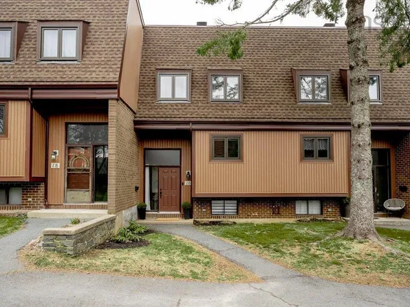 16 Covington Way, Halifax, NS B3M 3K2