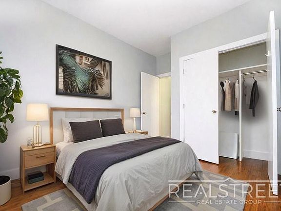 5th image of 1280 Dean St #1A