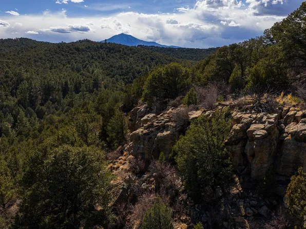 84 N Mountain Dr, Walsenburg, CO 81089