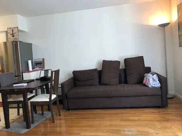 336 East 50th Street 5C image 6 of 6