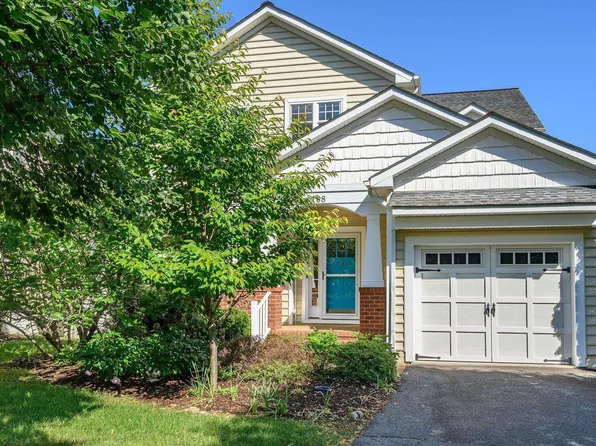 188 Brookwood Dr, Charlottesville, VA 22902