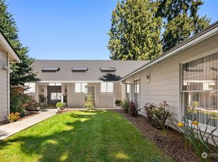 3350 97th Ave SE, Mercer Island, WA 98040