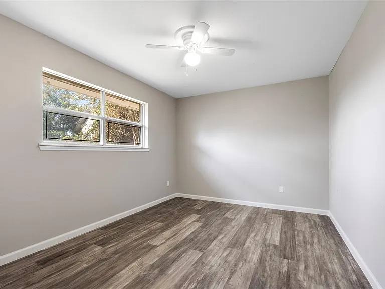 9627 N Glenwood Forest Dr — Photo 7