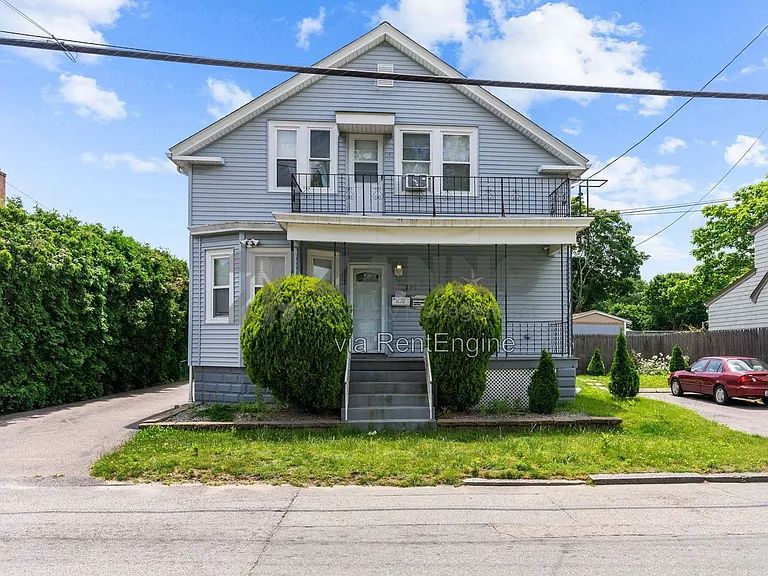 121 Farmington Ave #3 — Photo 1