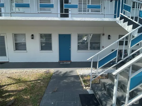 1921 58th Ave N APT 11, Saint Petersburg, FL 33714