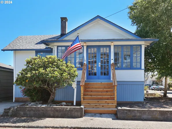 211 Avenue I, Seaside, OR 97138