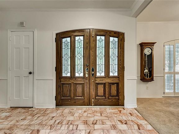 3rd image of 8719 Arbor Park Dr