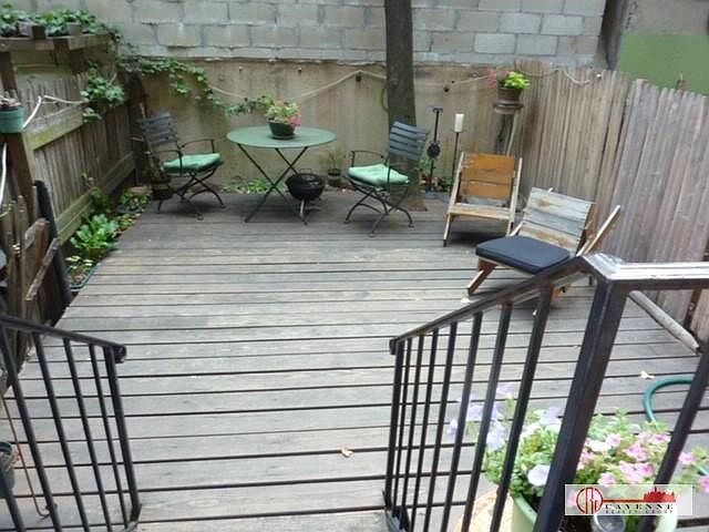 1st image of 210 E 88th St APT 1