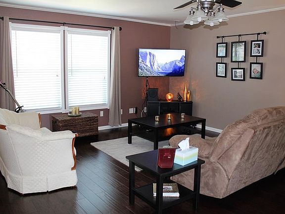 4th image of 10823 Grace Dr
