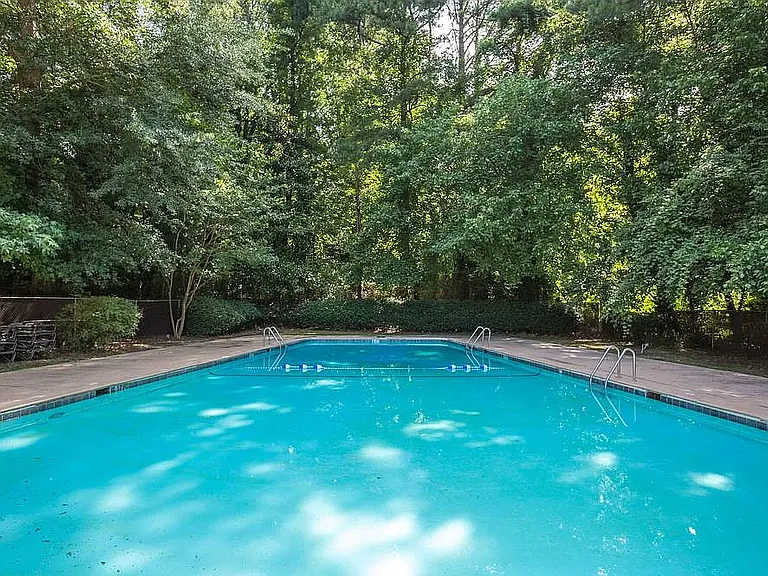 Retreat at Greenbriar — Photo 4