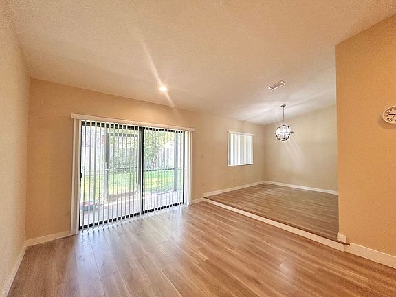 4th image of 8328 Margarita Dr