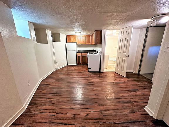 2nd image of 224 S Fairmount St APT 1