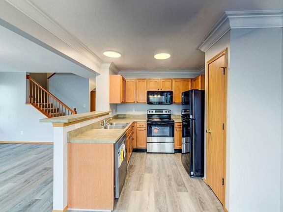 4th image of 4940 Hurstborough Ct