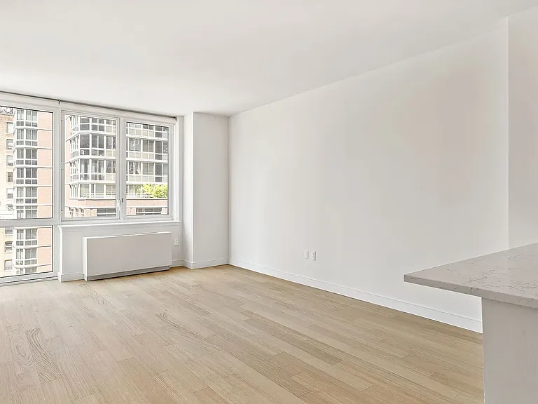 55 W 25th St #28G — Photo 4