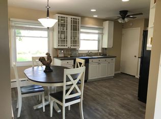 30454 N Us Highway 12, Volo, IL 60073