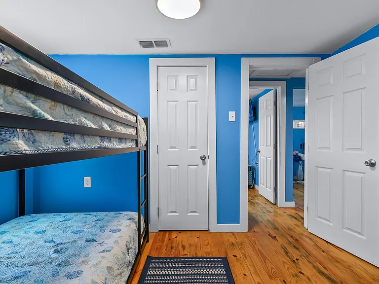 822 N Ann St — Photo 19