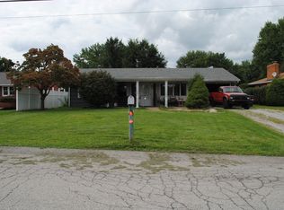 43 Marilou Dr, Jeannette, PA 15644