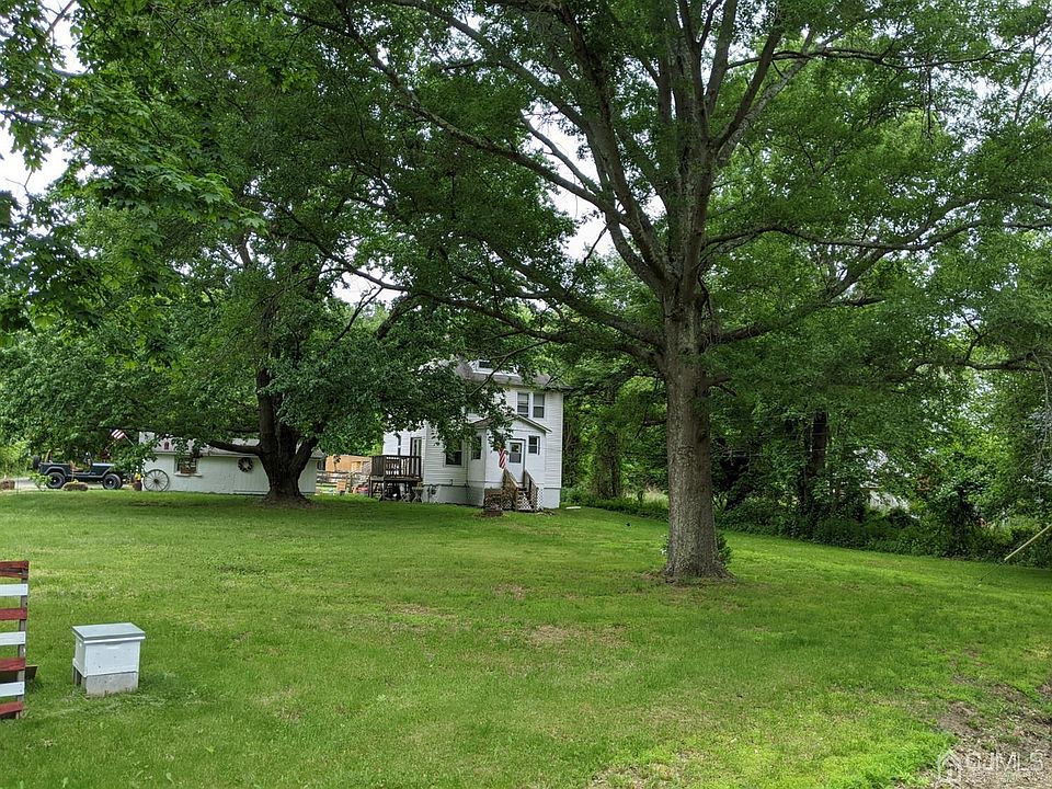 2nd image of 110 Davidson Mill Rd