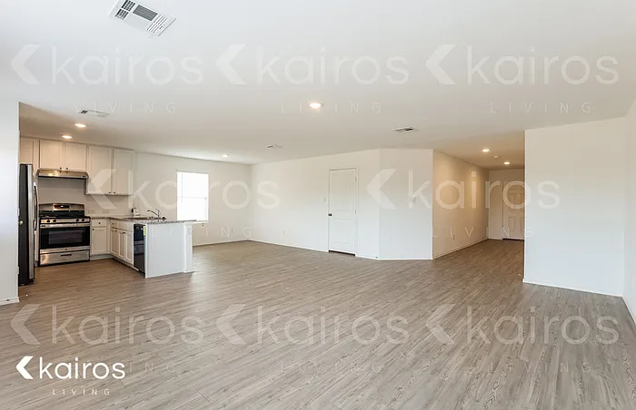 13831 Weir Pl — Photo 3