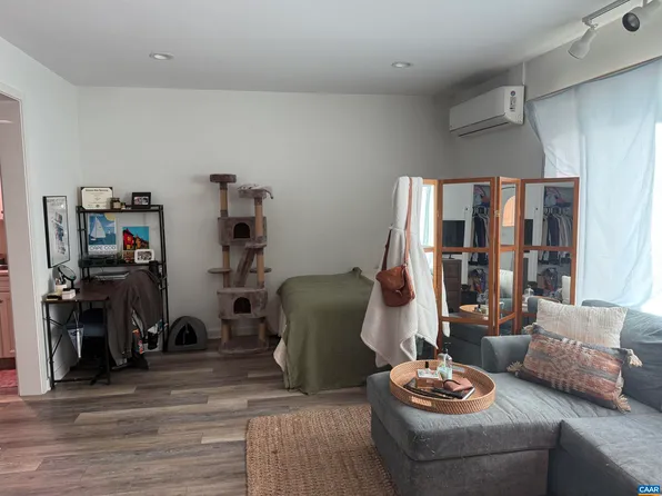 1311 Wertland St #B, Charlottesville, VA 22903