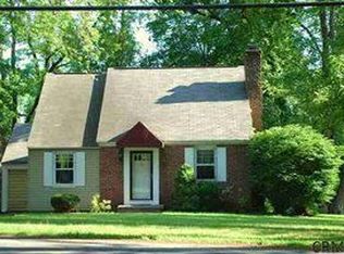 1 Maxwell Rd, Latham, NY 12110