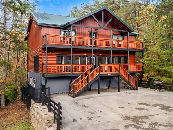 1530 Turkey Valley Ln, Sevierville, TN 37862