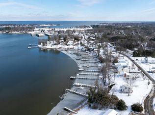 10 Woodmount Dr, Colonial Beach, VA 22443