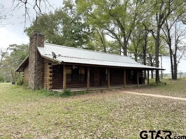 1393 County Road 4020, Crockett, TX 75835