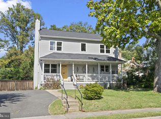 7012 Hickory Hill Rd, Falls Church, VA 22042
