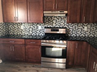 406 Woodbridge Commons Way #406, Iselin, NJ 08830