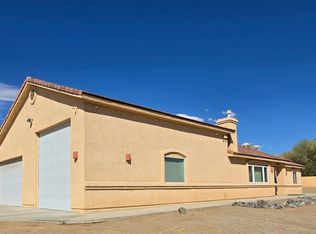 16381 Wintun Rd, Apple Valley, CA 92307